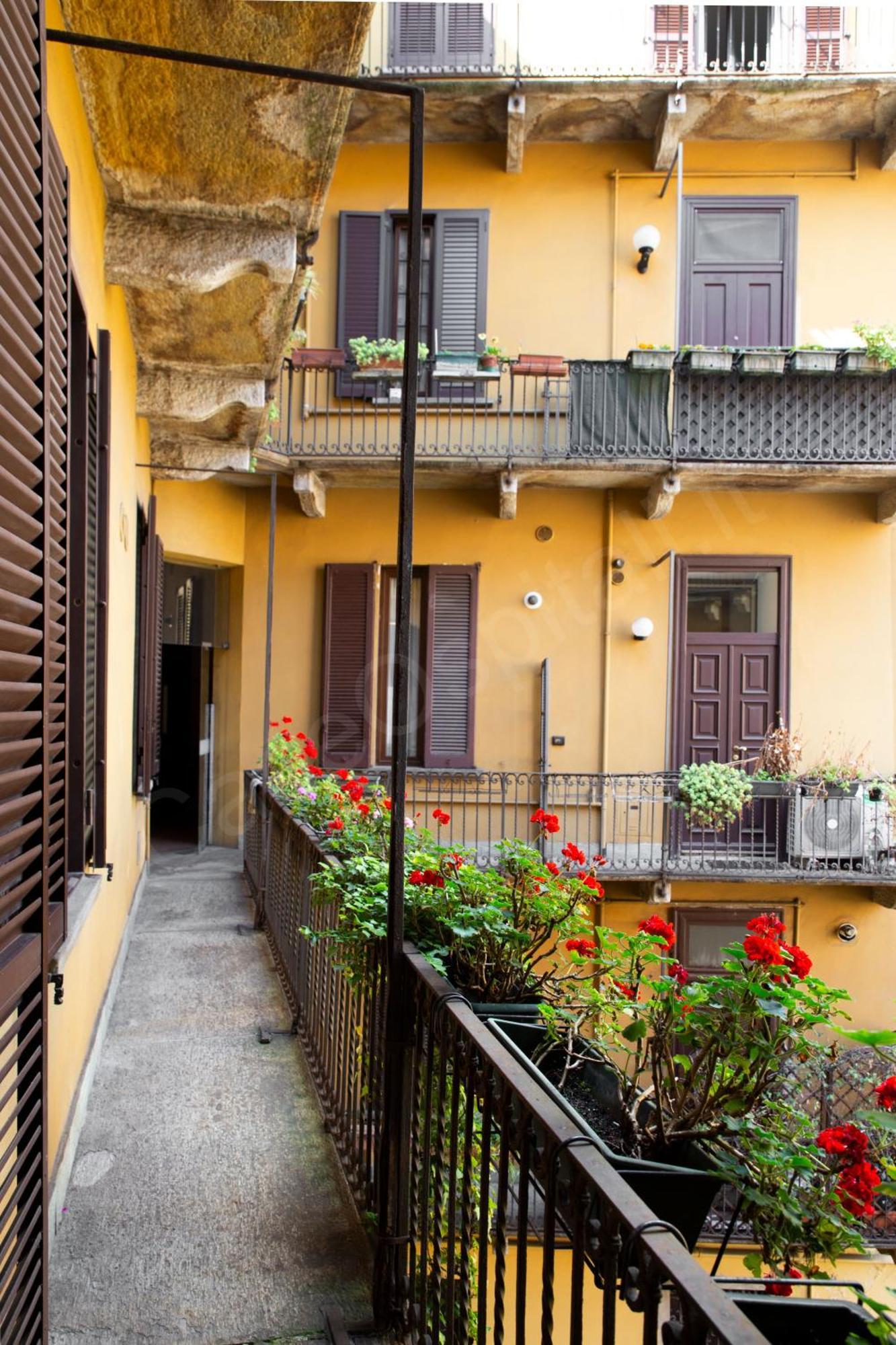 Caseospitali - Deangeli, Trilocale X5 Con Bagno Nuovo A 7 Fermate Dal Duomo Apartment
